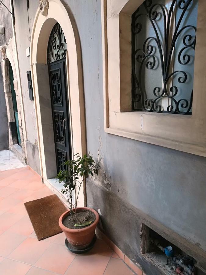 Casa Vanessa Villa คาตาเนีย ภายนอก รูปภาพ